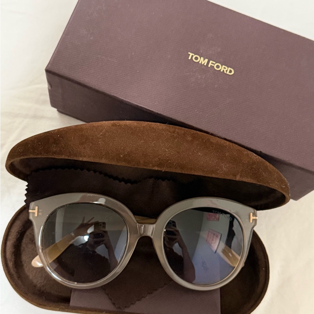 Tom Ford Women's Black and Brown Sunglasses